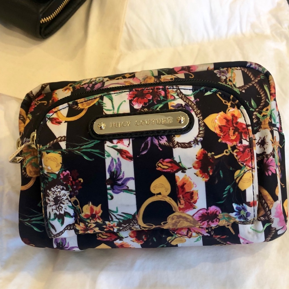 Juicy Couture Make Up Bag